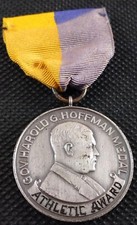 Usado, Medalha esportiva antiga da década de 1930 Admiral Farragut Academy - 1,25" diâmetro comprar usado  Enviando para Brazil