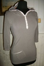 Tee shirt capuche d'occasion Tee shirt capuche d'occasion  Colmar