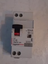 Disjoncteur legrand c16 d'occasion  Poisy