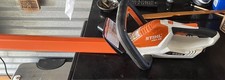 Aparador de cerca viva Stihl HSA 45 alimentado por bateria 20" novo comprar usado Aparador de cerca viva Stihl HSA 45 alimentado por bateria 20" novo comprar usado  Enviando para Brazil