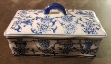 Petite boîte rectangulaire d'occasion Petite boîte rectangulaire d'occasion  Paris XVIII