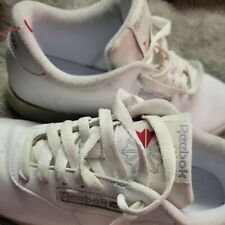 Tênis feminino Reebok autêntico clássico princesa caminhada tamanho 6.5, usado comprar usado  Enviando para Brazil