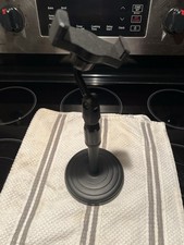 Suporte de telefone de mesa de metal resistente ângulo ajustável – Compatível com a maioria dos smartphones comprar usado Suporte de telefone de mesa de metal resistente ângulo ajustável – Compatível com a maioria dos smartphones comprar usado  Enviando para Brazil