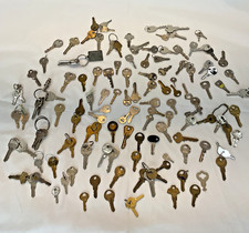 Lot vintage keys for sale  Tucson