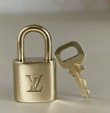 LOUIS VUITTON PadLock Bloqueo y Llave Latón Dorado Auténtico Número Aleatorio segunda mano  Embacar hacia Mexico