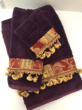 Towel set big for sale  West Chester