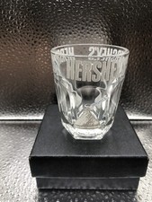 Hershey’s Clear Shot Glass Kiss Kiss 2 oz PA barra de licor de chocolate homem caverna comprar usado  Enviando para Brazil