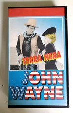 Terra nera vhs usato  Italia