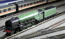 Hornby r3833 lner for sale  GRIMSBY