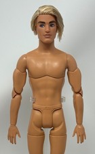 Barbie kouture ken d'occasion  Expédié en Belgium