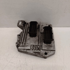 12230740 centralina iniezione usato 12230740 centralina iniezione usato  Italia