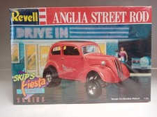 Vintage 1.25 revell for sale  ELY