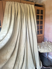 Gorgeous savoy silk for sale  LAUNCESTON