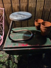 Banqueta de ordenha antiga de metal galvanizado tubo perna, usado comprar usado  Enviando para Brazil
