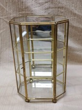 Vitrine vintage de vidro espelhado e latão com 3 prateleiras 8 1/4" x 5 1/4" comprar usado Vitrine vintage de vidro espelhado e latão com 3 prateleiras 8 1/4" x 5 1/4" comprar usado  Enviando para Brazil