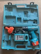 Makita 6227d ladest gebraucht kaufen  Kropp