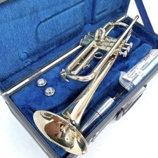 Instrumento de latão YAMAHA YTR-233 trompete M Boa College comprar usado  Enviando para Brazil