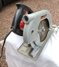 Circular saw power for sale  TADLEY