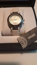 Versace damenuhr guter gebraucht kaufen  Koblenz