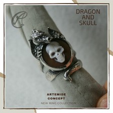 Anello dragon and usato  Torre del Greco