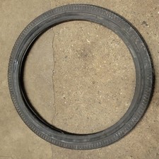 Pneu traseiro preto vintage NOS Schwinn Gripper Slik 20 x 1 3/4 fastback S7 comprar usado Pneu traseiro preto vintage NOS Schwinn Gripper Slik 20 x 1 3/4 fastback S7 comprar usado  Enviando para Brazil