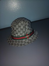 Cappello gucci nuovo usato  Veduggio con Colzano