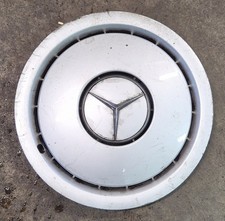 copricerchi mercedes usato copricerchi mercedes usato  Piacenza