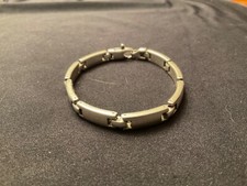 Bracelet chaîne plaques d'occasion  Bourgoin-Jallieu