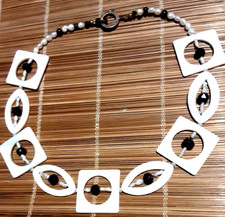 Collier granati antichi usato  Lucca