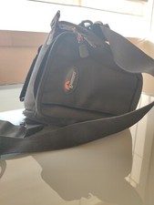 borsa fotografica lowepro usato borsa fotografica lowepro usato Pescantina