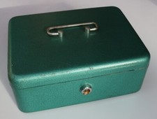 vintage cassetta sicurezza usato vintage cassetta sicurezza usato Este