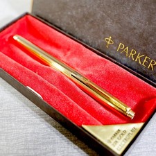 Caneta-tinteiro Parka 75 com frete incluído placa de ouro 22K, usado comprar usado  Enviando para Brazil