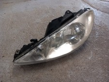 Phare gauche peugeot d'occasion  Arrou