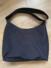 Weekday carry bag gebraucht kaufen  Wiesbaden