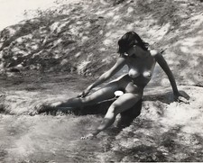 Künstlerisch. Akt Foto Frau Strand  Fotografenstempel Jaybird alt ca.24,0x19,1cm, usado comprar usado  Enviando para Brazil