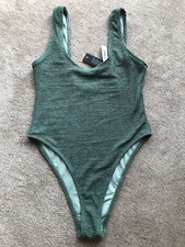 NUEVO: TRAJE DE BAÑO FORRADO PARA DAMA TALLA 10 DE 4TO MATERIAL ELEVADO VERDE IMPRUDENTE segunda mano  Embacar hacia Mexico