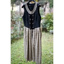 Abito stile tirolese usato  Italia