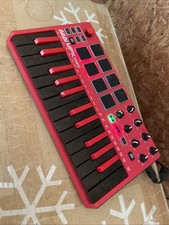 Teclado Akai MPK Mini Professional, - Vermelho. Frete grátis comprar usado  Enviando para Brazil