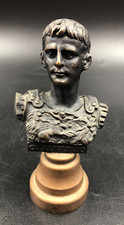 Statua statuetta mezzo usato  Ardea