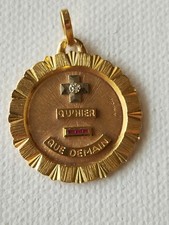 Augis médaille amour d'occasion  Mantes-la-Jolie