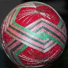 BOLA DE MANO HILO TEMARI JAPONÉS Tradicional Hecha a Mano ARTE POPULAR Rosa/Verde de Colección segunda mano  Embacar hacia Mexico