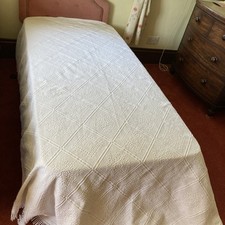 Beautiful white bed for sale  CLACTON-ON-SEA