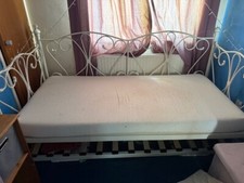 Free day bed for sale  CAMBERLEY