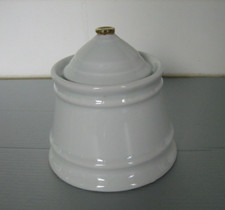 Ancien pot couvercle d'occasion  Neuville-aux-Bois