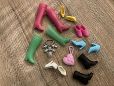 Lot chaussures bottes d'occasion  Noailles