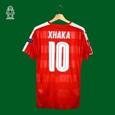 Szwajcaria EURO 2016 Koszulka domowa Puma rozm. S z granitem Xhaka na plecach na sprzedaż  PL
