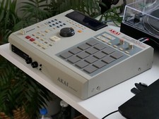Mpc 2000xl outs for sale  LONDON