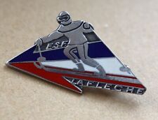 Joli insigne broche d'occasion  Bénouville