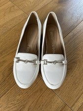Women slip shoes for sale  MOLD