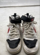 Nike boys court for sale  Detroit